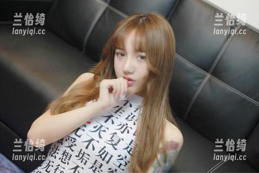 青涩与疯狂的碰撞，洛丽塔大哥全新写真集更新——甄姬游园惊梦，最简单的复杂。
