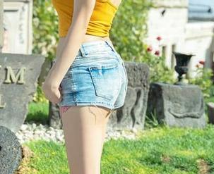 爱蜜社 – 最新写真，一探杨紫嫣的裸足，咋这么吸睛呢？