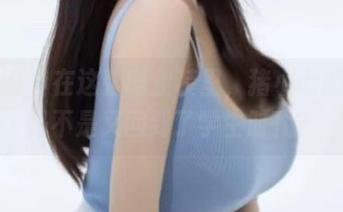 微密圈 – 在这张职业装里，猪小七的风格是不是又回到了学生时代？