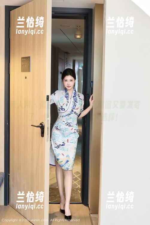 秀人网 - 黑白更新，奶瓶土肥圆又要发寄了，快来围观我的心水选择！