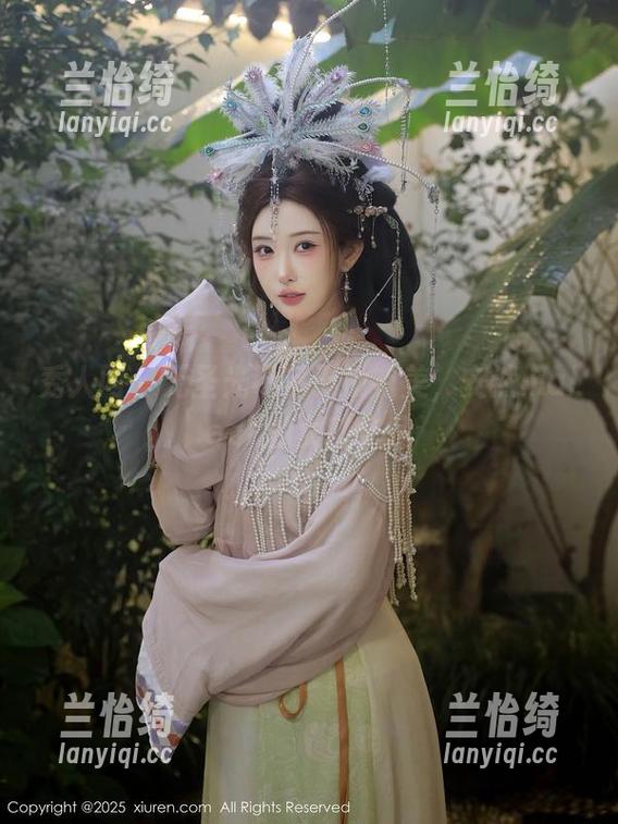秀人网 - 无圣光不等于没有美，安然maleah的女孩作品