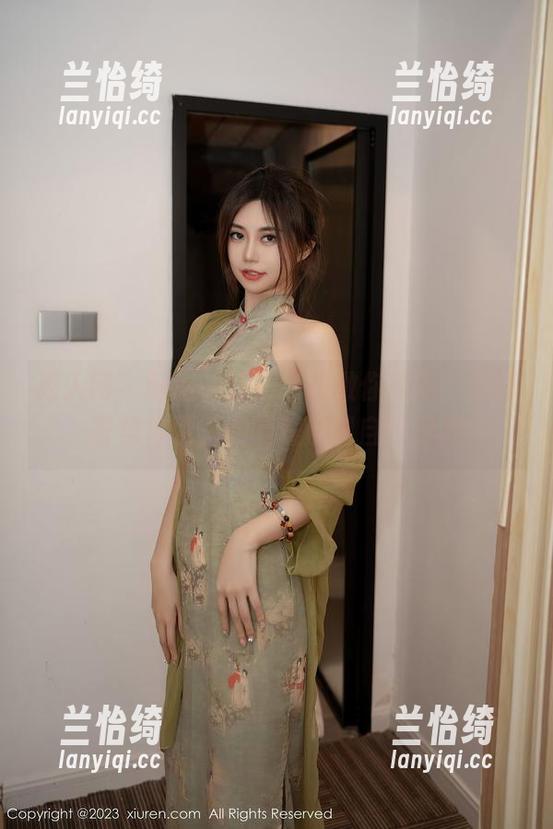 秀人网 - 制服在线！“想做你的猫”已经蓄势待发，激萌程度请自行想象