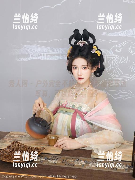 秀人网 - 户外完全不规则：顾乔楠的精选写真，可以认真看吗？