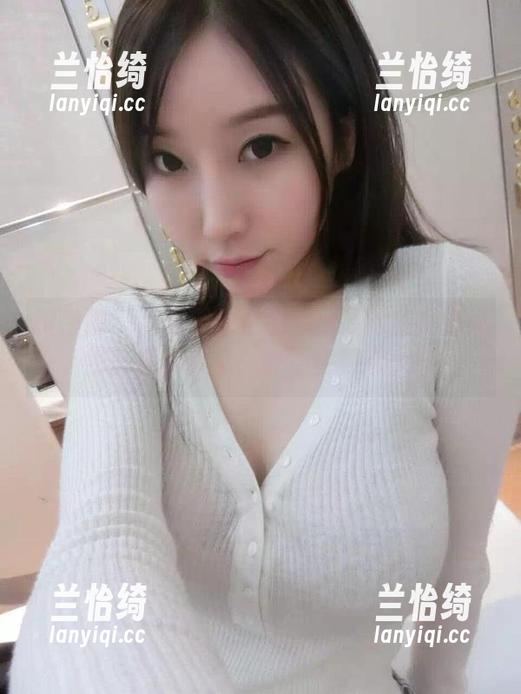 微密圈 - 高清带你走进童小芯的私藏壁纸，那些图看久了，会不会有点上瘾？