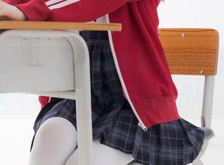 紧急企划 – 奶糖的JK学妹不走寻常路，无圣光让人忍不住多看了几眼。