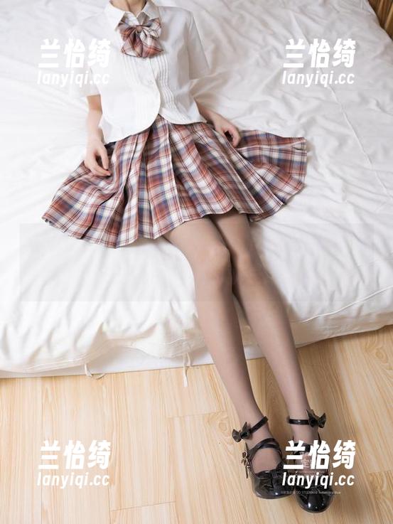 紧急企划 - 体操服写真中的小恩，有种无比自在的氛围，福利就是这么简单
