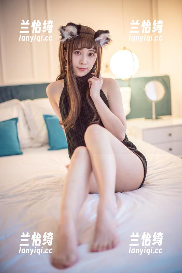 翎柒菜菜的可爱写真合集，这波是真的不止一次吸引了我的目光。