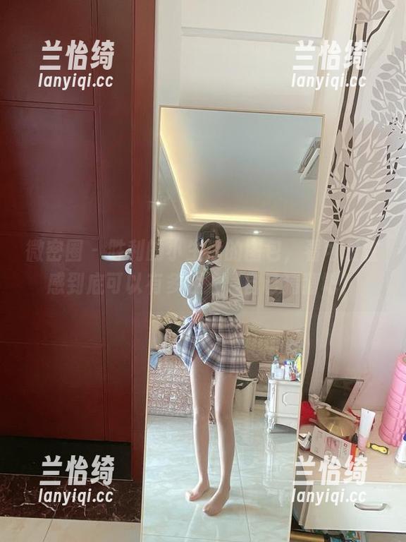 微密圈 - 胜利的小生活的图包，看可爱性感到底可以有多迷人，自己猜猜吧！