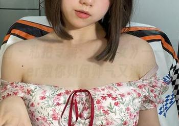 微密圈 – 私拍专辑：《猛女》——葱油饼er教你如何帅气又油腻
