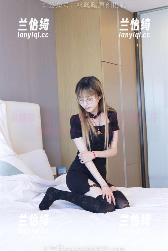 袜啵啵 - 呐，稚予的灰丝大腿袜在线，打算彻底掰扯一下这些资源！