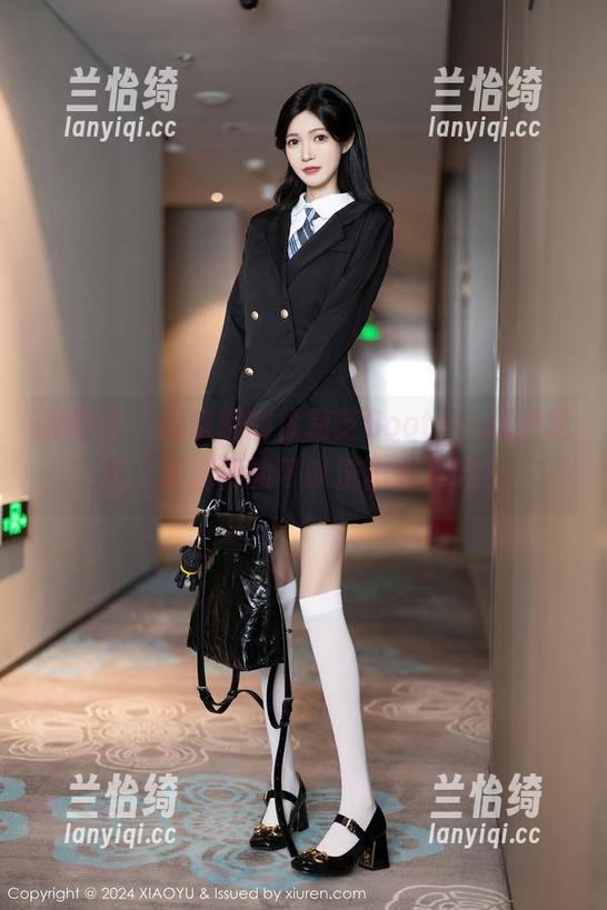 语画界-徐莉芝Booty 语画界 - 浴室里的徐莉芝Booty:原图私房,难道真的可以洗出惊喜吗?