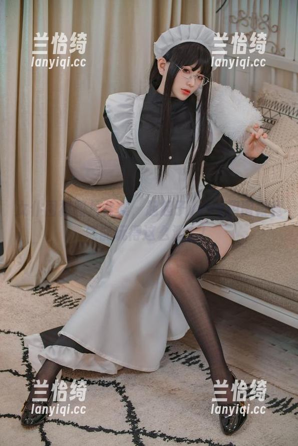 女仆围裙图片合集，起起子vvvv用围裙竟然能玩得这么溜？！