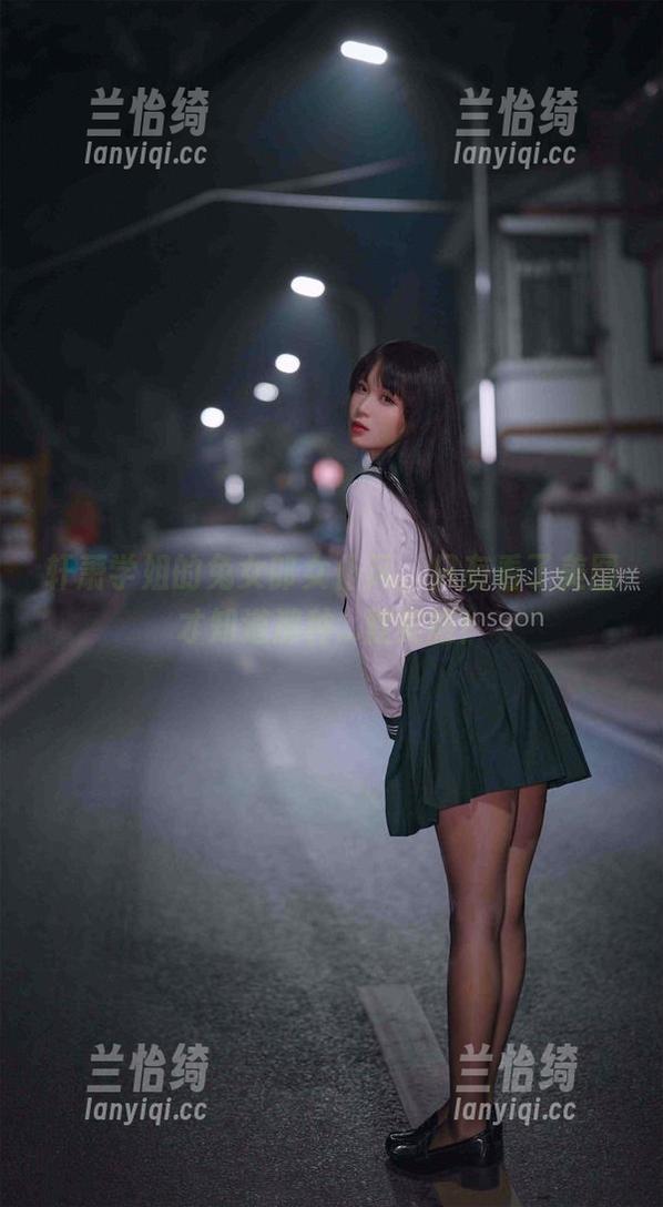 轩萧学姐的兔女郎女仆风，只有看了美图才知道那种...默契感！