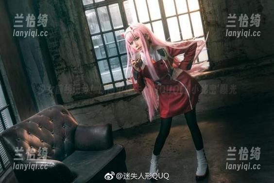 少女前线现身！原图中迷失人形QUQ的'小秘密'曝光