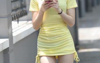 魔镜街拍 – 楼楼与白色连衣裙写真，一个我心中的小仙女形象